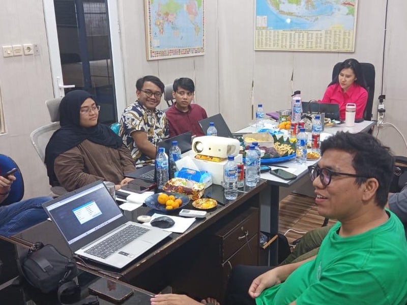 Our Team - Meetings